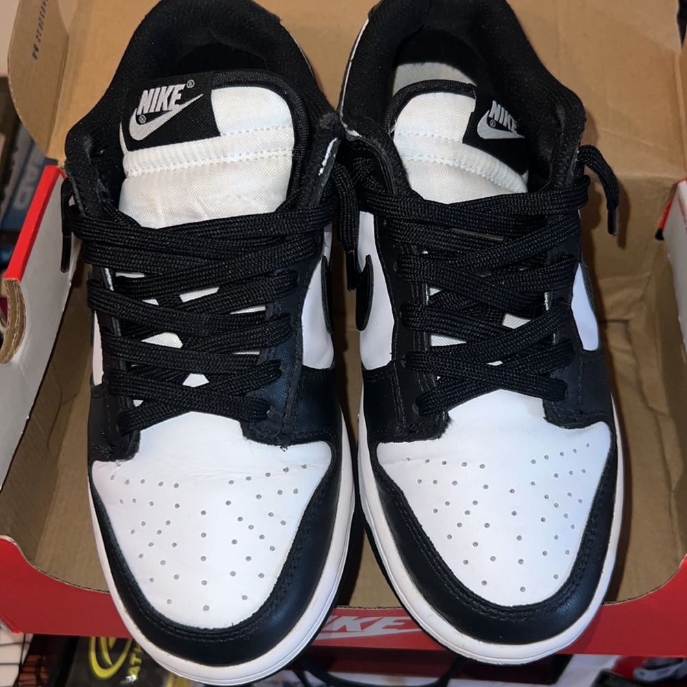 Panda Nike dunks - Picture 3 of 4